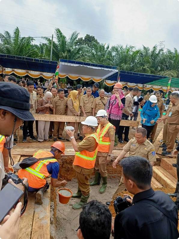 Peresmian Pembangunan SLB Negeri di Kelapa