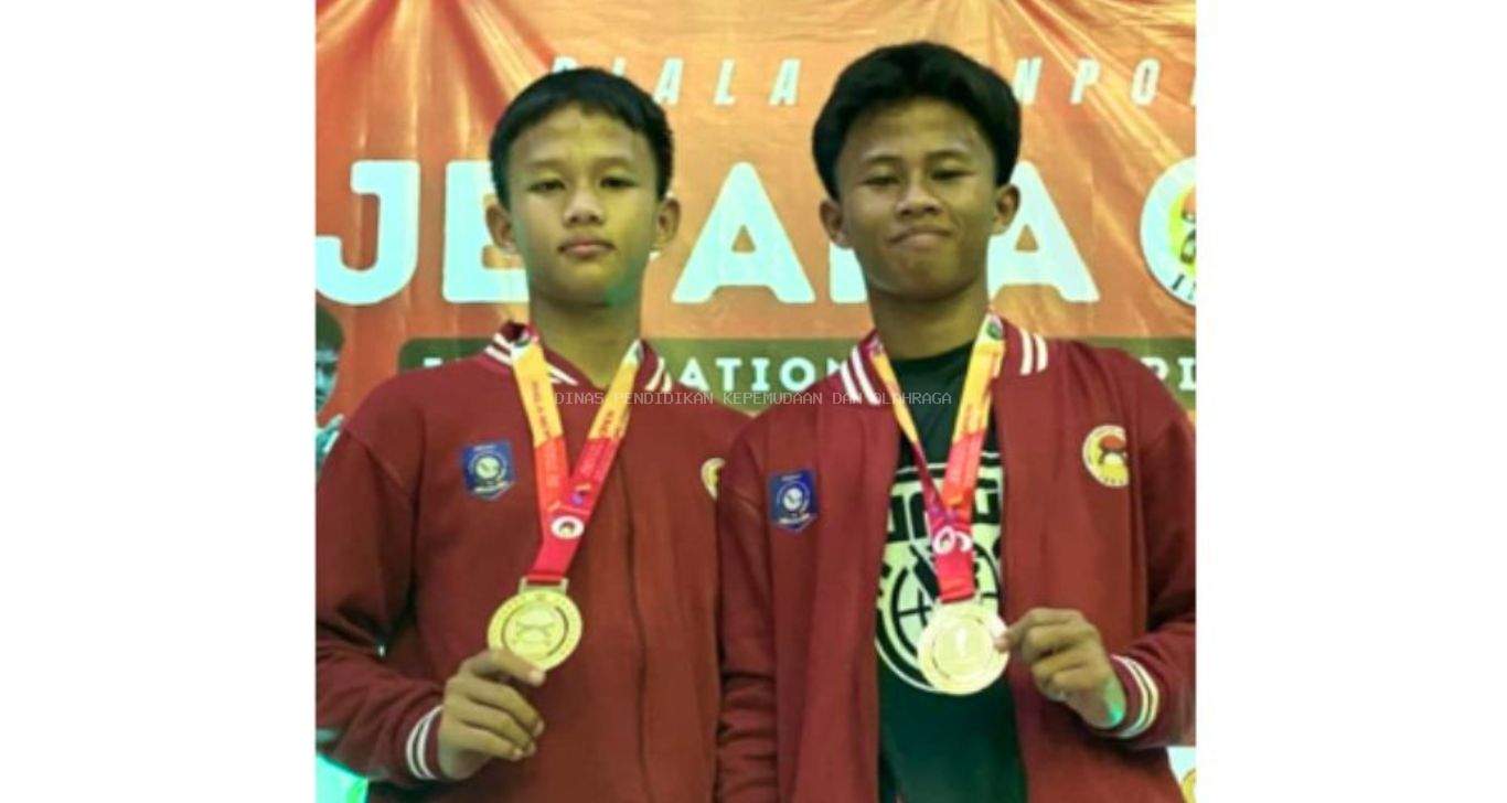 Dua Karatika dari Bangka Barat Raih Emas di Kejuaraan Karate Piala Menpora 2025